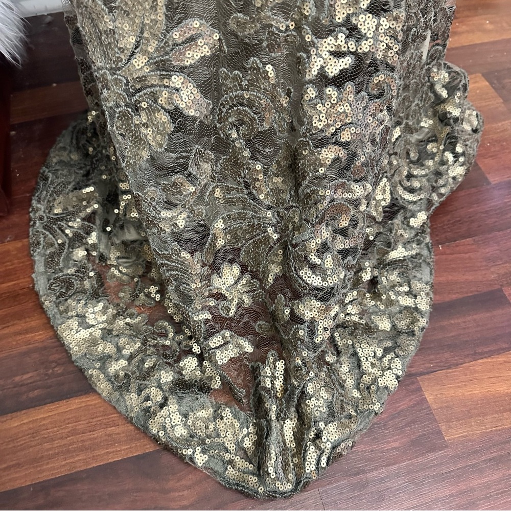 Tadashi Shoji Lace Sequin Gown in Gold and Olive - Picture 5 of 12